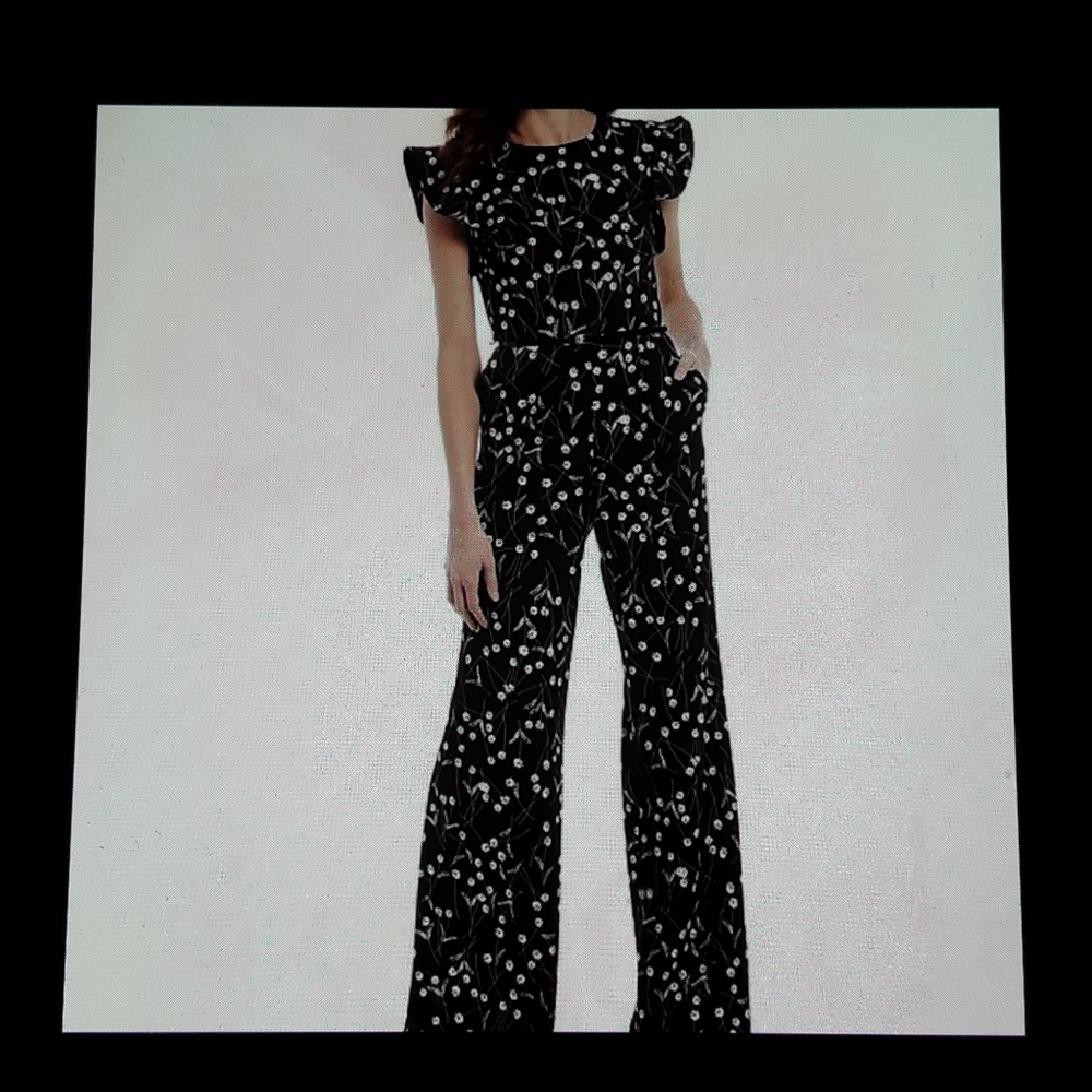 NWT Calvin Klein Floral Jumpsuit  Black&White